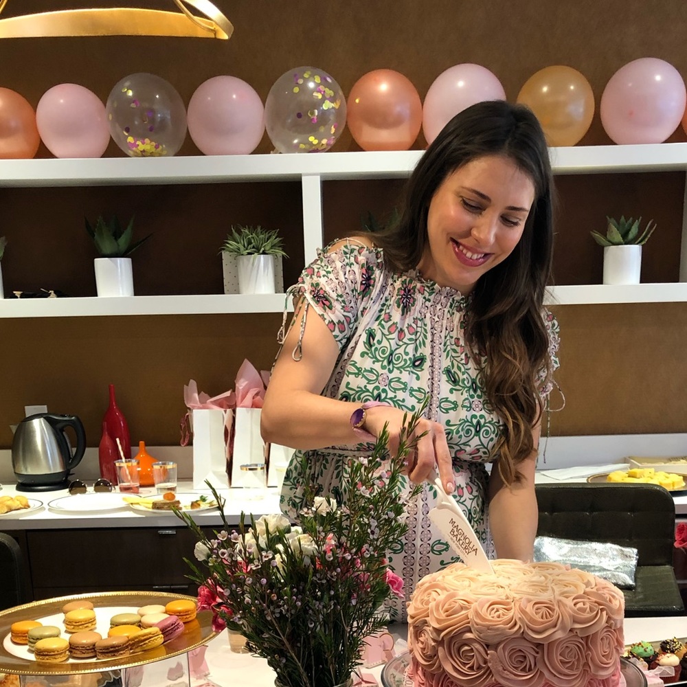 Meet your Posher, Alisa